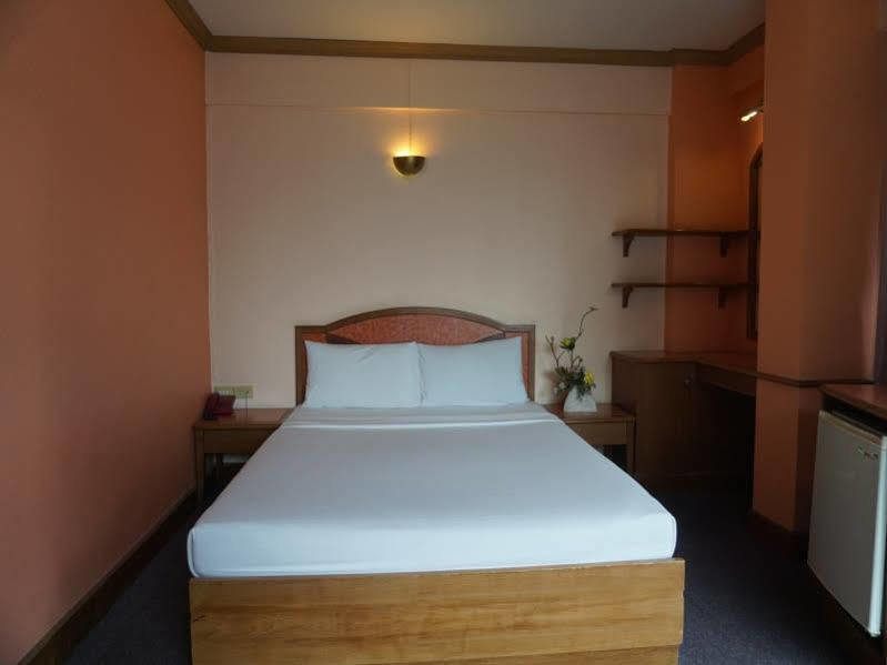 Tanaphat Hatyai Hotel Hat Yai Εξωτερικό φωτογραφία